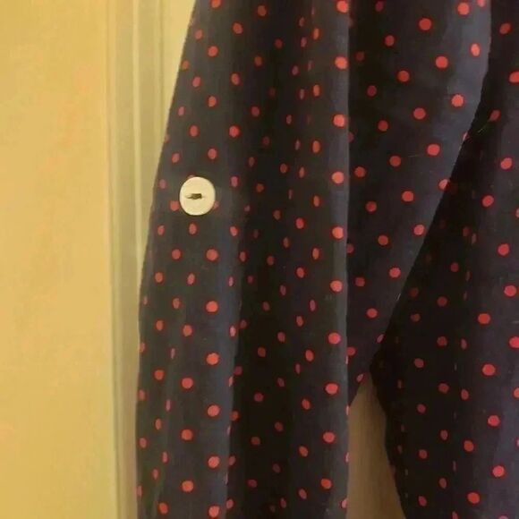 Tommy Hilfiger Women’s Navy/Red Polka Dot Cotton Fitted Button Down Shirt - Picture 6 of 13